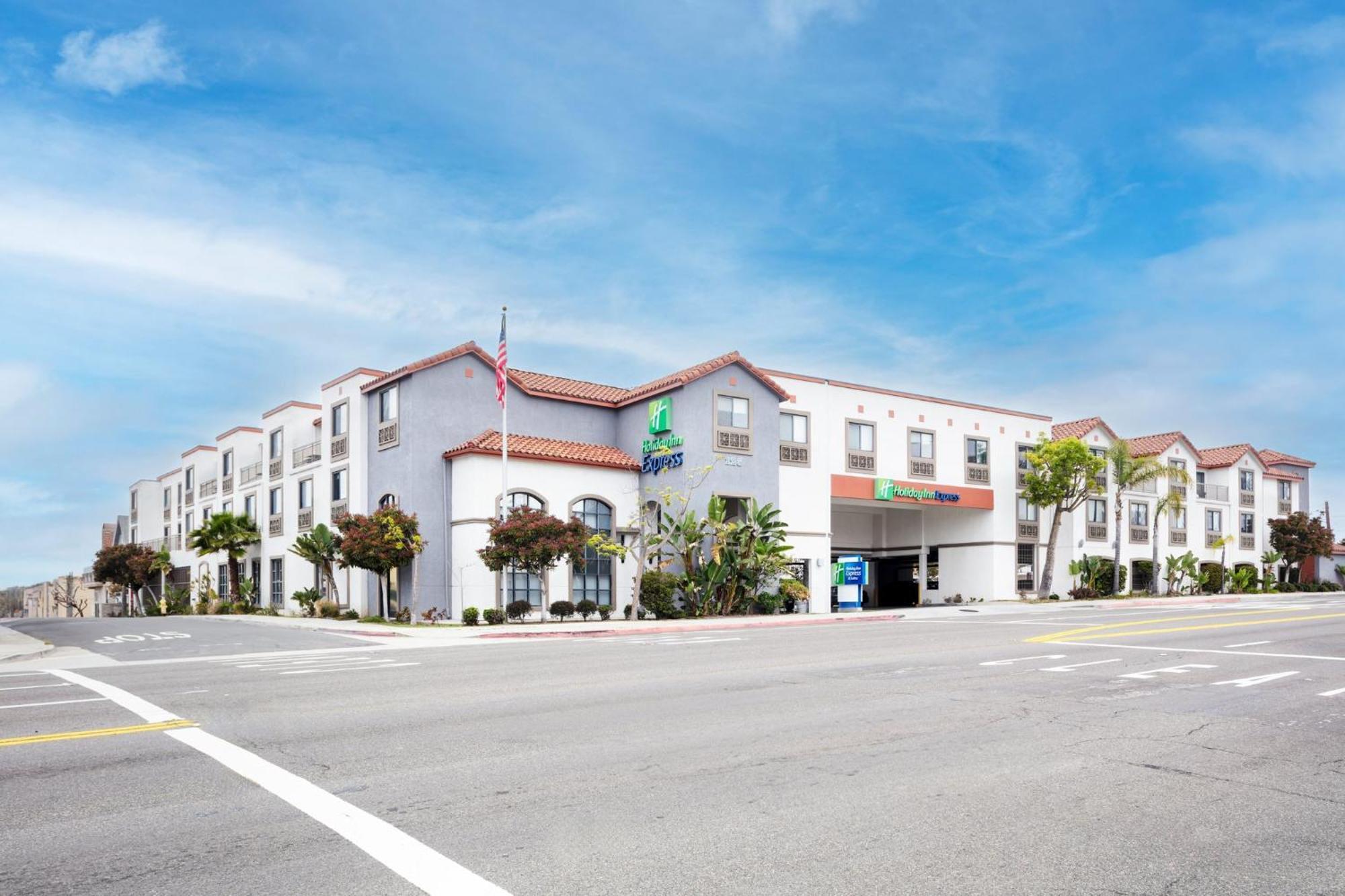 Express & Hermosa By Ihg Hotel 2*